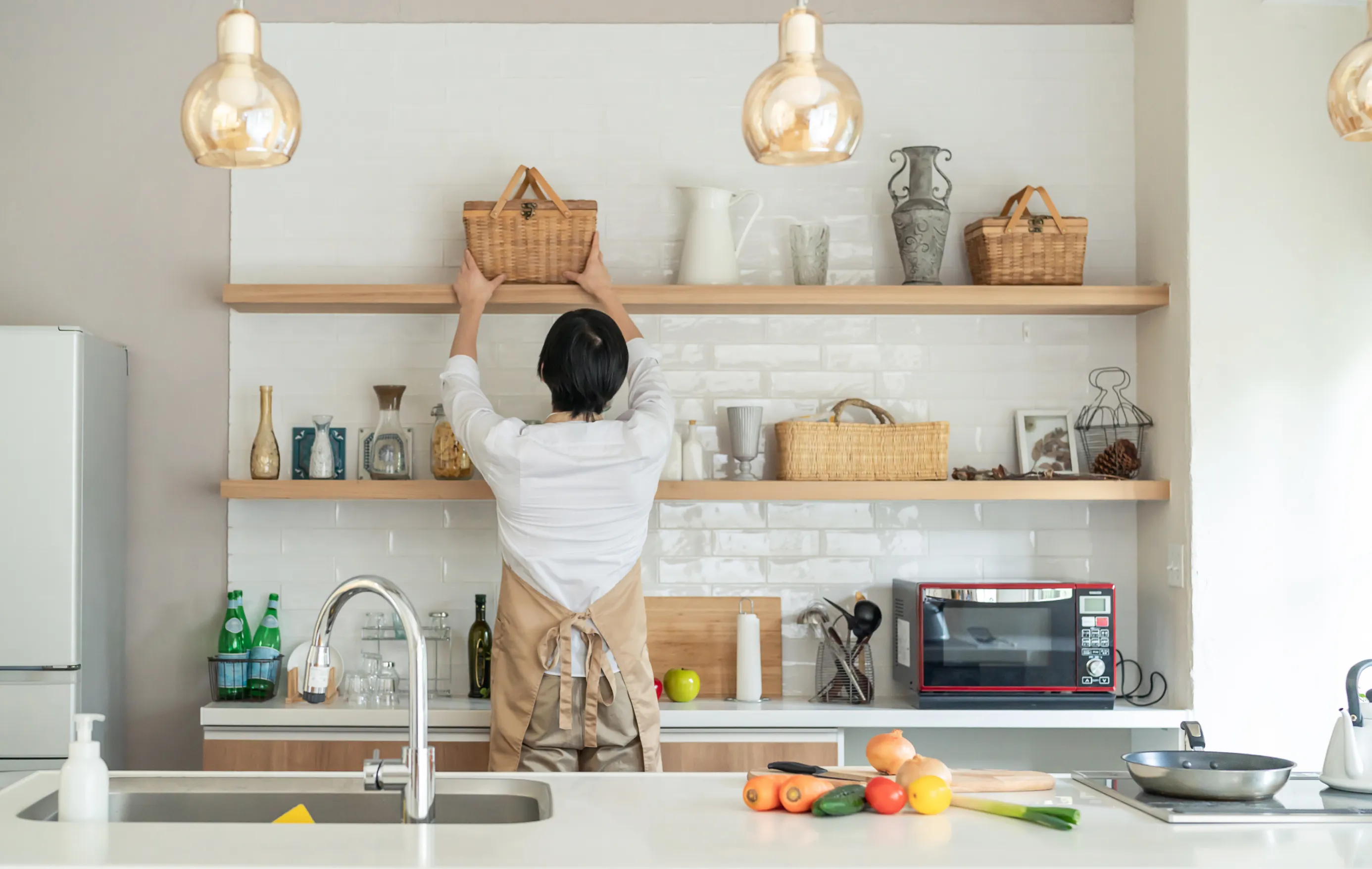 お客様に代わって収納のプロが収納物の開梱戻し入れをいたします。